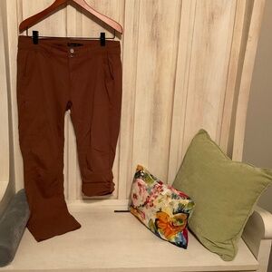 🌿 NWOT Prana Halle Pants - Size 14 - Earthy Brown Adventure Essential $40